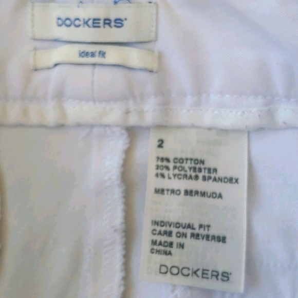 ☀SALE 4 for$20☀               Dockers White Shorts - Picture 3 of 3